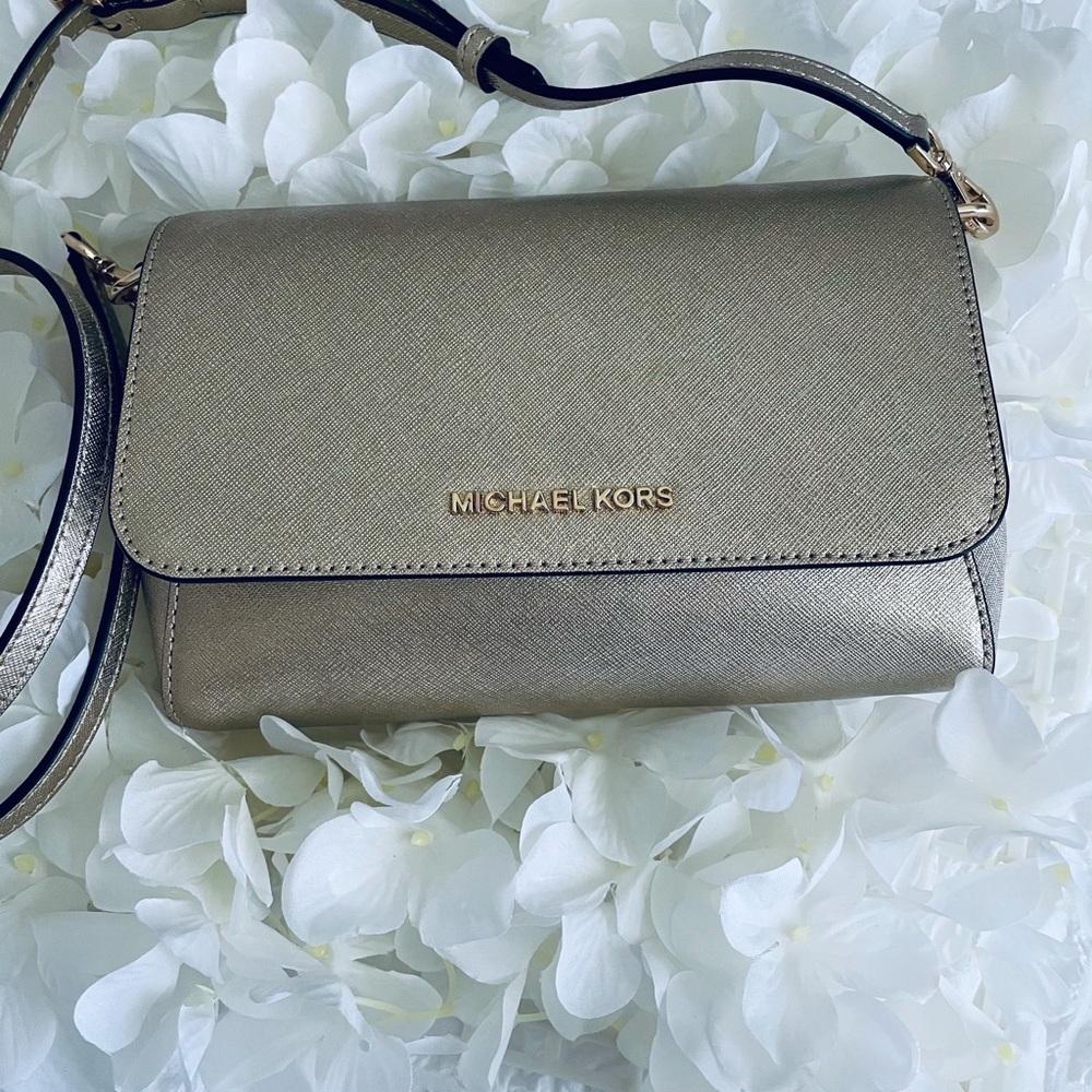 MICHAEL KORS JET SET GOLD CROSSBODY BAG